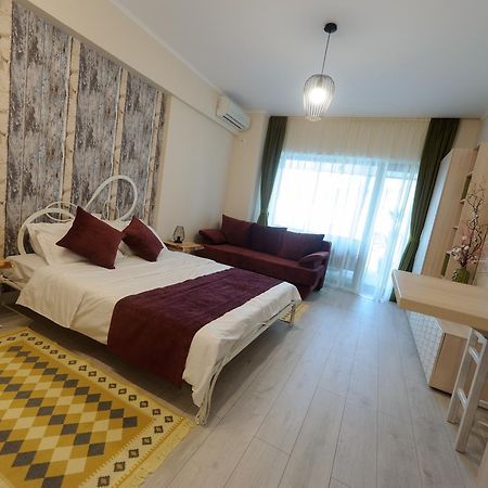 Studio Mamaia Apartment Luaran gambar