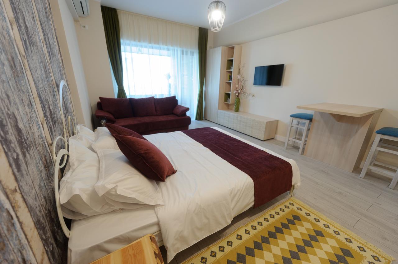 Studio Mamaia Apartment Luaran gambar